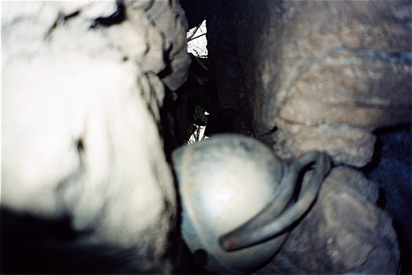 Kettle Cave in Ontario.